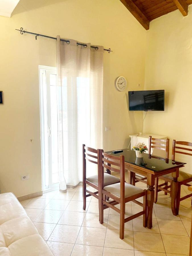 Apartments Athina أوريكوم المظهر الخارجي الصورة