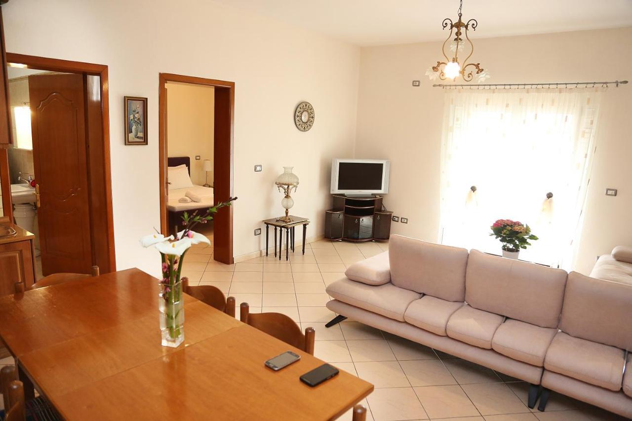 Apartments Athina أوريكوم المظهر الخارجي الصورة