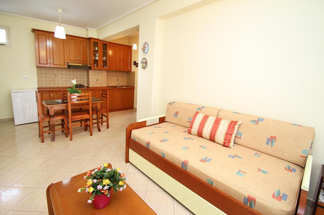 Apartments Athina أوريكوم المظهر الخارجي الصورة