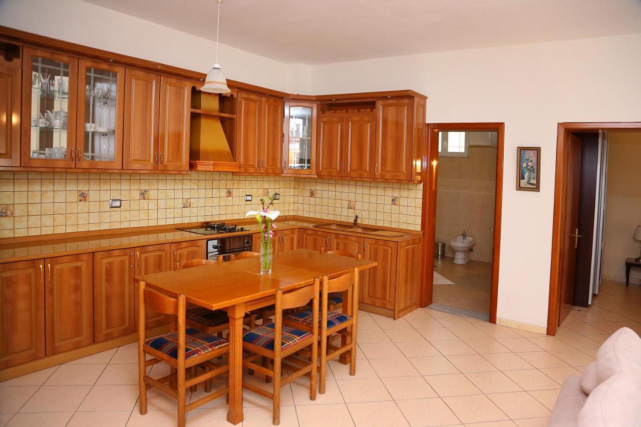 Apartments Athina أوريكوم المظهر الخارجي الصورة
